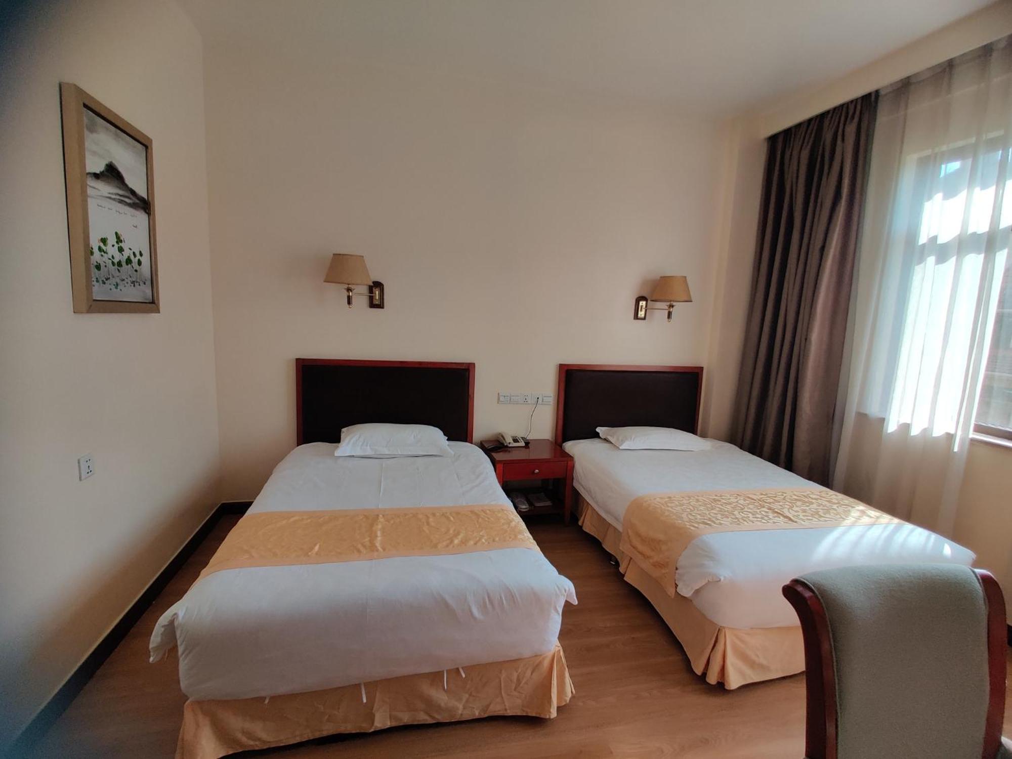 Soluxe Club International Hotel Nairobi Buitenkant foto